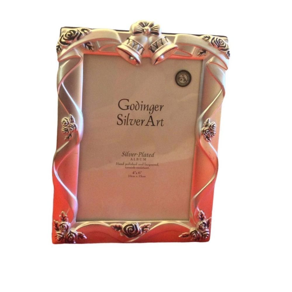 Godinger 4"x 6" Silver Plated Frame and 52 Page Photo Album
